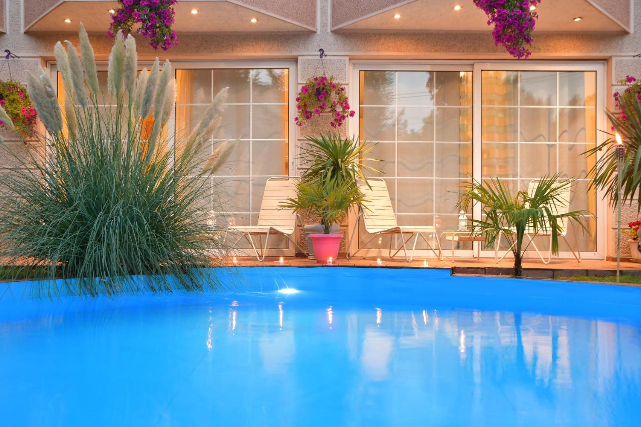 Aloha Luxury Apartments スコピエ エクステリア 写真