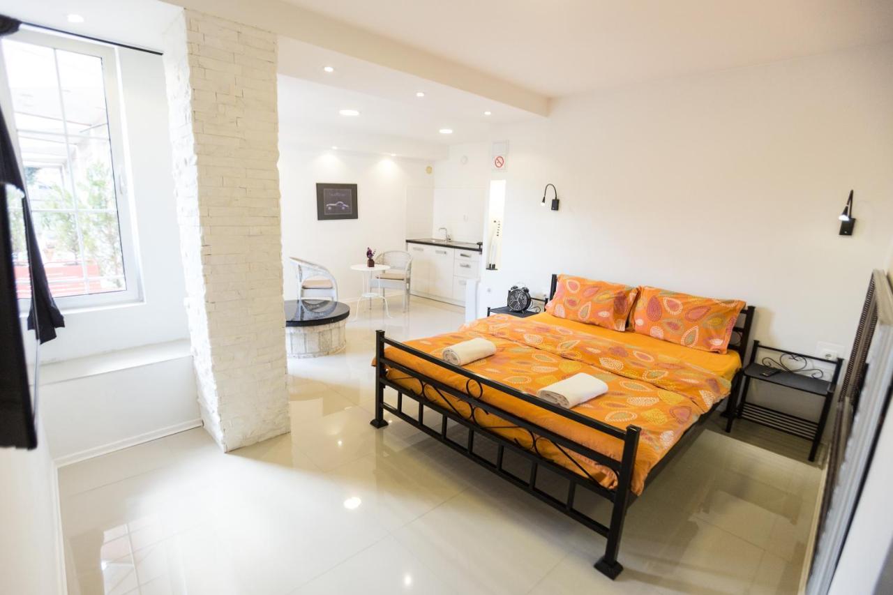 Aloha Luxury Apartments スコピエ エクステリア 写真